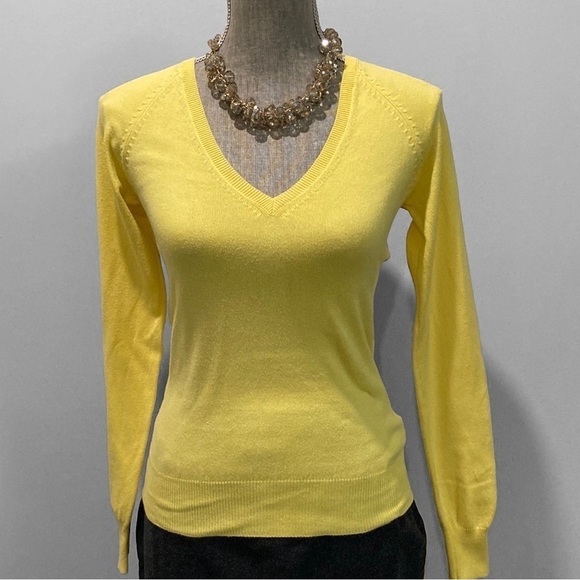 ZARA Yellow Long Sleeve V Neck Sweater - Picture 3 of 12